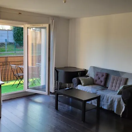 Sweet Meauxtown - Gare De Meaux Apartment *